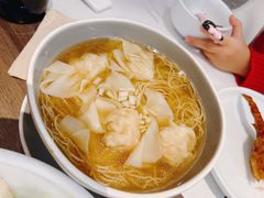 -港丽餐厅(来福士店)