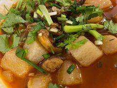 萝卜烧牛杂-百年粉蒸牛肉