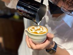 -Metal hands·铁手咖啡