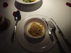 -弦月窗LUNETTE BY AMANDA(复兴路店)