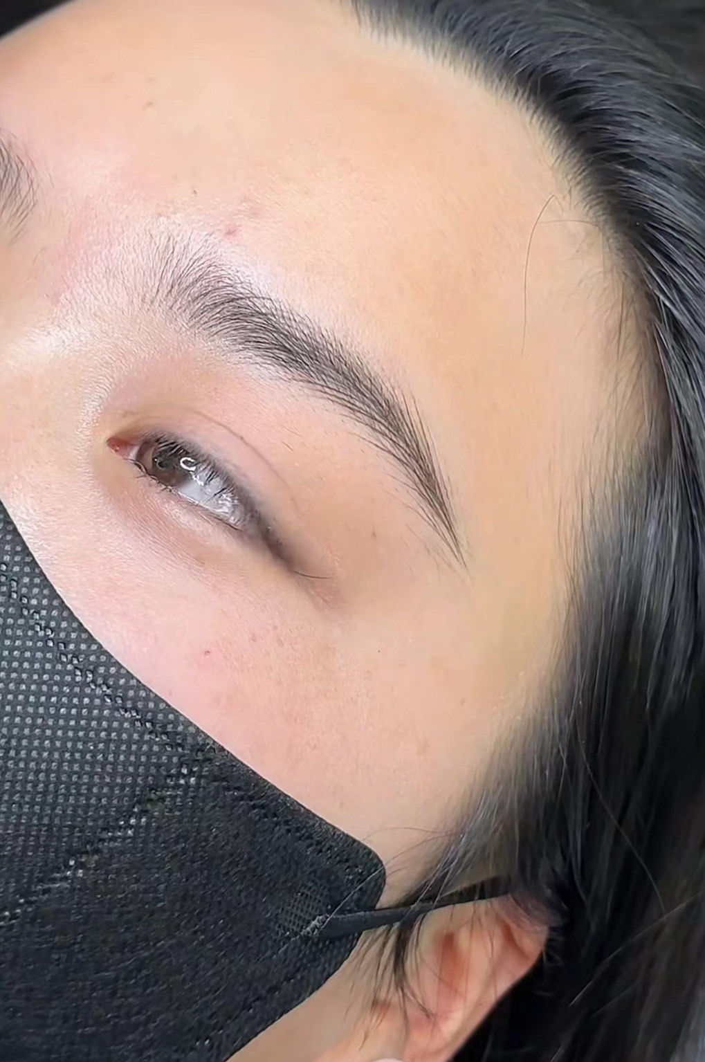 美哭了!我的野生线条眉～～～
妈生感