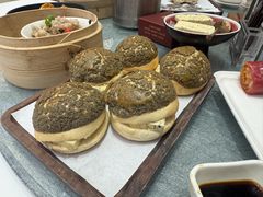 黑松露菠萝油-喜宴又一村·粤菜·茶点·海鲜(壹方天地店)