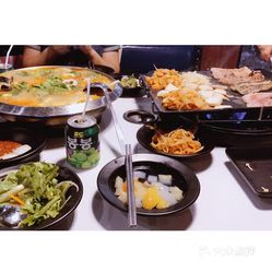 八色烤肉人均_烤肉拌饭图片(2)