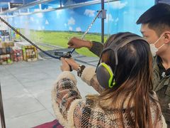 -都市枪神实弹射击俱乐部
