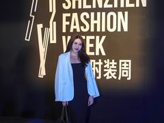-欢乐海岸椰林沙滩-2025湾区超级灯会