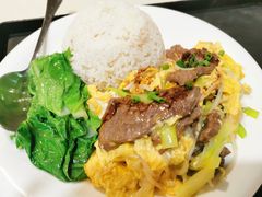 滑蛋牛肉盖浇饭-本味轩精品茶餐厅(黄山路店)