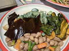 -闯关东东北农家菜(崂山石老人店)