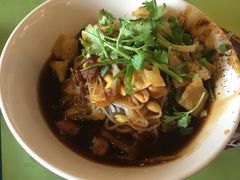 -海口骑楼小吃街