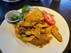 -大头虾越式风味餐厅(光明广场店)