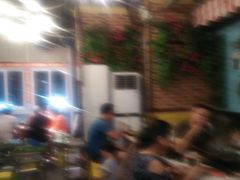-钢管厂五区小郡肝串串香(奥克斯广场锦城万达店)