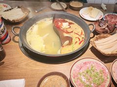 -巴卤社老火锅(财富店)