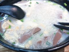 -鸭小妹鸭血粉丝(老门东店)