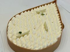 -VERIE BAKEHOUSE