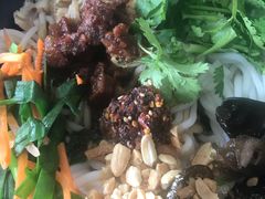 -桥香园过桥米线(国贸店)