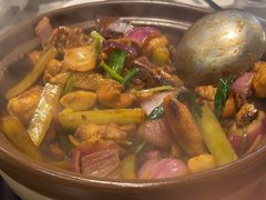 -胡须佬鸡煲四季火锅店(石厦西村直营店)