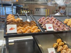 面包甜点陈列柜-月枫堂(长春这有山店)