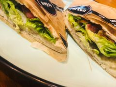 西班牙香肠培根意式现烤帕尼尼-百特喜·意大利餐厅(八佰伴镇江店)