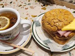 火腿牛油菠萝油-华嫂冰室(尖沙咀店)