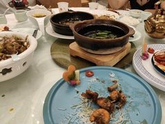 -五谷芳乳鸽王(海景店)