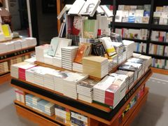 -西西弗书店&矢量咖啡(凯德晶萃广场店)