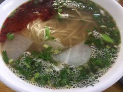 -马德元纯汤牛肉面(太奥广场店)