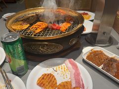 -山焱·炭火自助烤肉(周浦万达店)