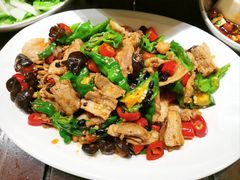 -聚汇三少·龙虾·中餐厅(莫邪路新天地店)