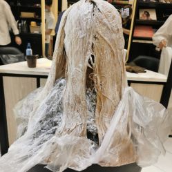 -HAIR CORNER