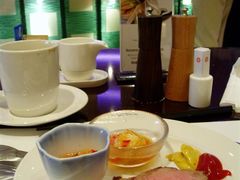 牛排和日式小食-咖啡苑自助餐厅·中国大饭店
