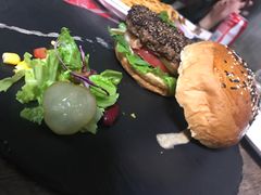 -HIGH FIVE哈福手工汉堡(桂林路店)