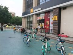 -麦当劳(红旗路店)