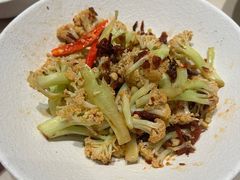 -渔语鱼酸菜鱼新川菜(来福士店)