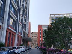 -上海市工商外国语学校