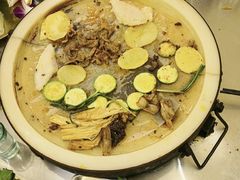 -老渔家白族·石板烧·野生菌火锅(古城中心店)