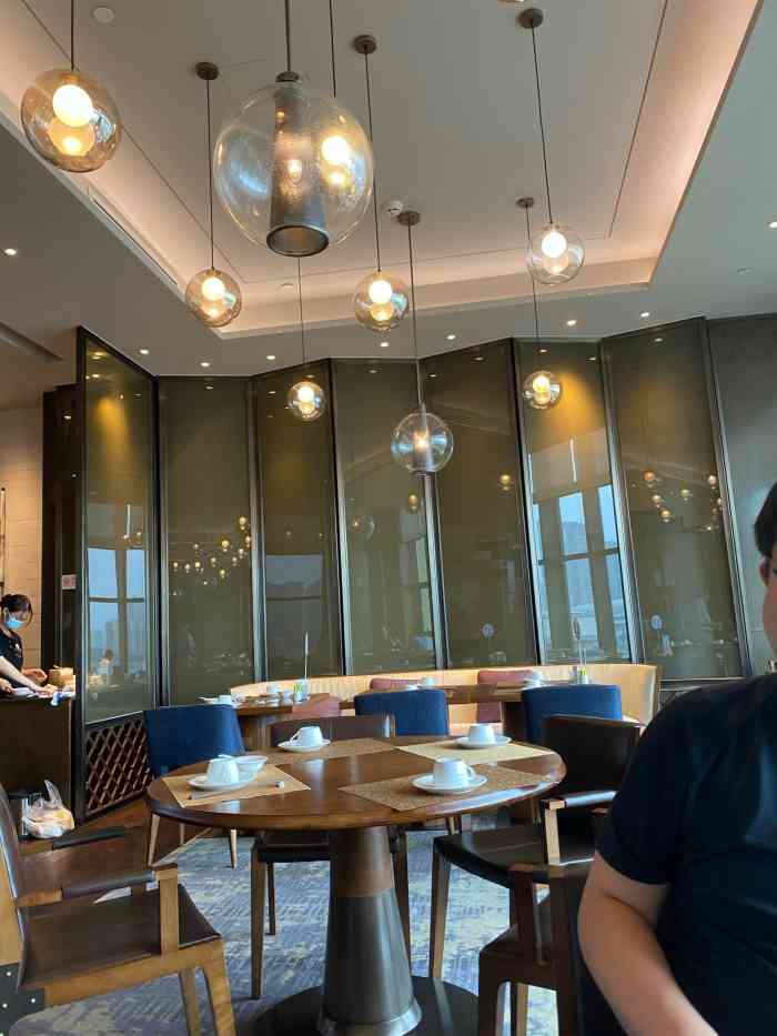 正元希尔顿逸林酒店·御玺中餐厅-"在阿罗海对面的正源新都汇,位置