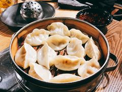 -菌海森林·非遗野生菌火锅(西山区滇池路摩根道店)