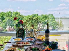 -圣彼得堡观江俄餐厅(中央大街黑金冠店)