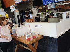 -万记麻辣烫国展总店