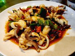 -三亚火车头万人海鲜广场