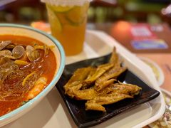 -何记花甲(海岸城旗舰店)