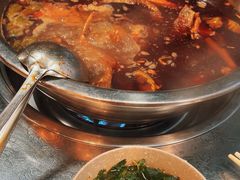 -肖肖酸萝卜鱼火锅(总店)