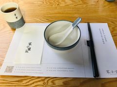 餐具摆设-宋小谨·泉州菜(西沙湾店)