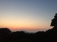 -草山夜未眠景观餐厅