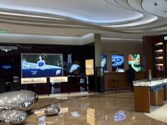 -亨吉利世界名表中心(华润万象城店)