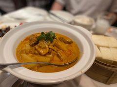 咖喱鸡肉配面包-金椰壳· 大厨新加坡菜(壹方城店)