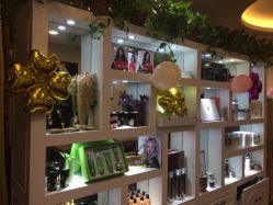 -金丝秀美发沙龙