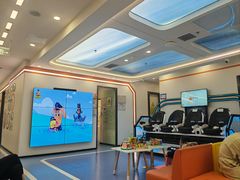 -极橙儿童齿科矫正中心(奥城店)