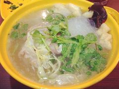 大骨头粉丝汤-小杨生煎(湟普汇店)