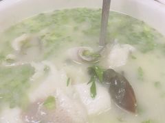 鱼片皮蛋汤-西大酒店