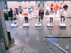 -NIKE品牌体验店(南京东路店)